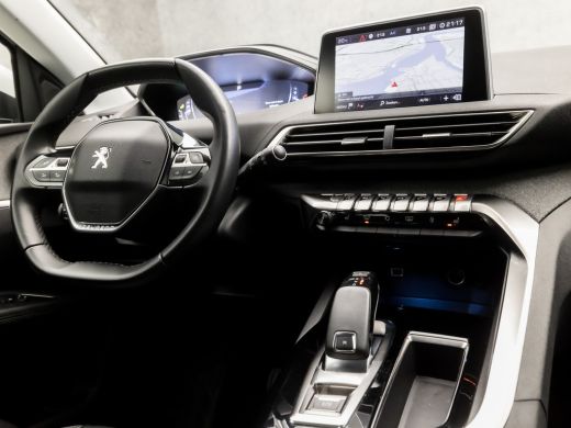 Peugeot 5008 1.2 PureTech Sport 7 Persoons Automaat (APPLE CARPLAY, STOELVERWARMING, LEDER, GROOT NAVI, 360 CA... ActivLease financial lease