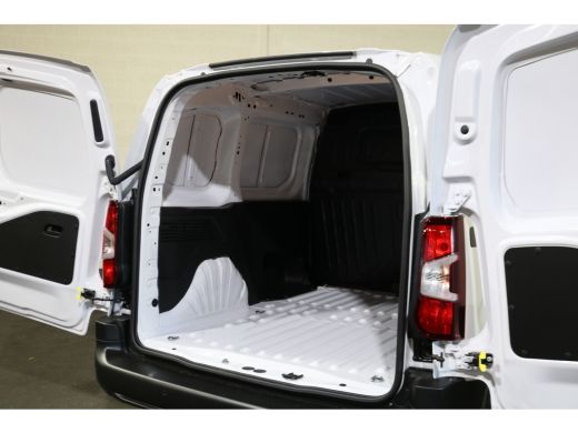 Peugeot e-Partner 136 L1 50 kWh ActivLease financial lease