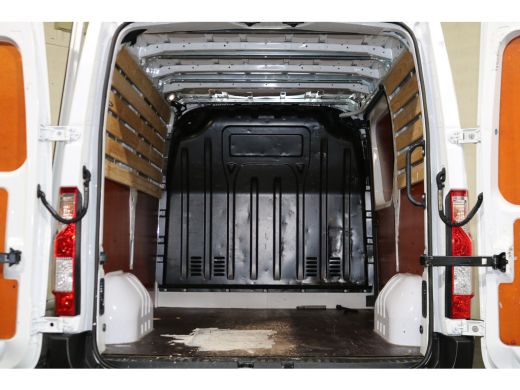 Renault Master 2.3 dCi 135pk L1 H1 Airco Glasresteel ActivLease financial lease