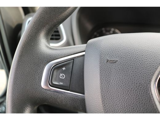 Renault Master 2.3 dCi 135pk L1 H1 Airco Glasresteel ActivLease financial lease