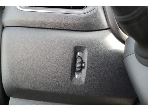 Renault Master 2.3 dCi 135pk L1 H1 Airco Glasresteel ActivLease financial lease