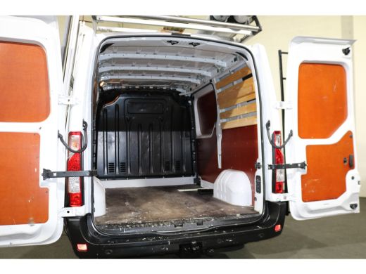 Renault Master 2.3 dCi 135pk L1 H1 Airco Glasresteel ActivLease financial lease