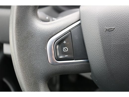 Renault Master 2.3 dCi 135pk L1 H1 Airco Glasresteel ActivLease financial lease