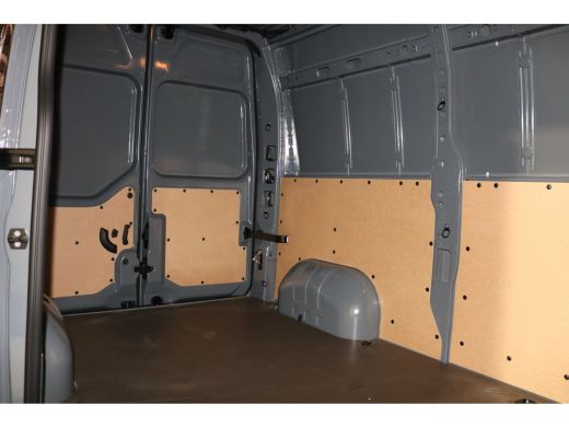 Renault Master 2.3 dCi 180pk L2 H2 Airco Navigatie Camera Trekhaak ActivLease financial lease