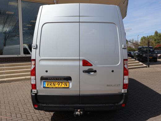 Renault Master T35 2.3 dCi 135 PK L2H2 3-ZITS WORK EDITION + TREKHAAK 2500 KG | APPLE CARPLAY | CAMERA ActivLease financial lease