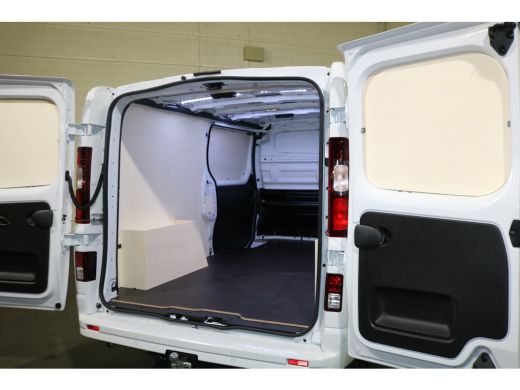 Renault Trafic 2.0 dCi 170pk L2 H1 Automaat Airco Navigatie Camera Trekhaak ActivLease financial lease