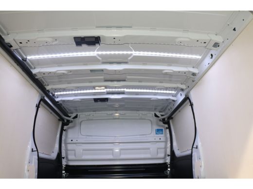 Renault Trafic 2.0 dCi 170pk L2 H1 Automaat Airco Navigatie Camera Trekhaak ActivLease financial lease