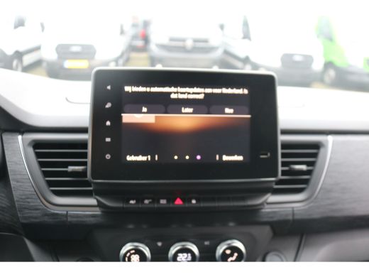 Renault Trafic 2.0 dCi 170pk L2 H1 Automaat Airco Navigatie Camera Trekhaak ActivLease financial lease