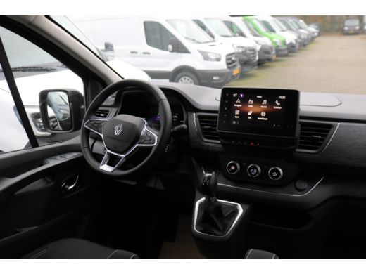 Renault Trafic 2.0 dCi 170pk L2 H1 DC Airco Navigatie Camera 2x Schuifdeur Digital Dashboard Trekhaak Face Lift ActivLease financial lease
