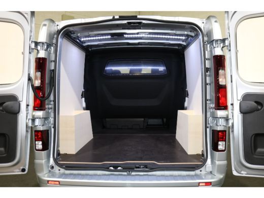 Renault Trafic 2.0 dCi 170pk L2 H1 DC Airco Navigatie Camera 2x Schuifdeur Digital Dashboard Trekhaak Face Lift ActivLease financial lease
