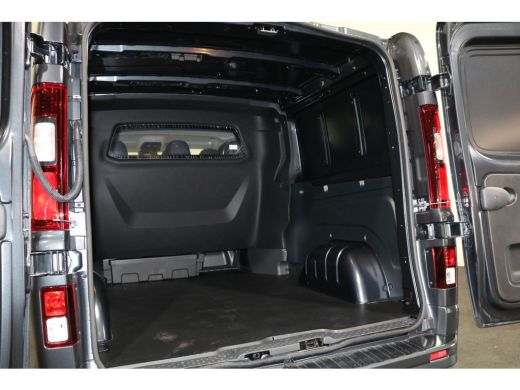 Renault Trafic 2.0 dCi 170pk L2 H1 DC Airco Navigatie Camera 2x Schuifdeur Luxe ActivLease financial lease