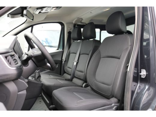 Renault Trafic 2.0 dCi 170pk L2 H1 DC Airco Navigatie Camera 2x Schuifdeur Luxe ActivLease financial lease