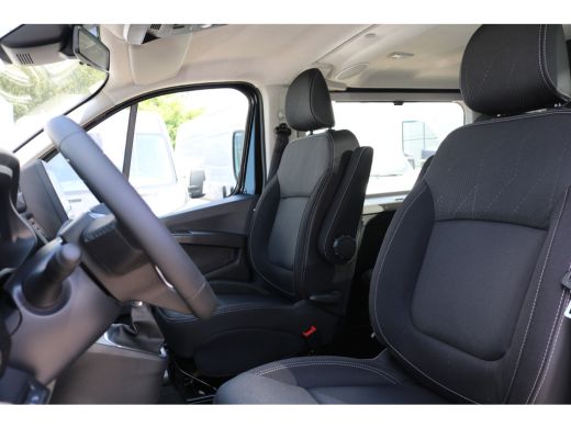 Renault Trafic 2.0 dCi 170pk L2 H1 DC Airco Navigatie Camera 2x Schuifdeur Luxe ActivLease financial lease