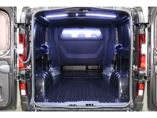 Renault Trafic 2.0 dCi 170pk L2 H1 DC Airco Navigatie Camera 2x Schuifdeur Luxe ActivLease financial lease