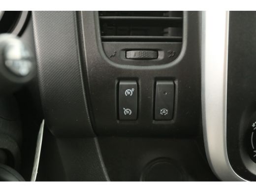 Renault Trafic 2.0 dCi T29 L2H1 Airco Camera Cruise Navigatie LED PDC 3 Persoons Elektrpakket ActivLease financial lease
