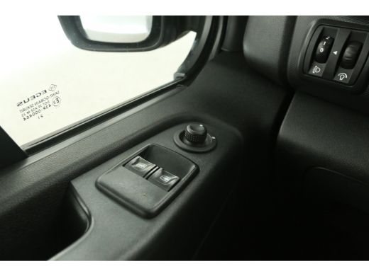 Renault Trafic 2.0 dCi T29 L2H1 Airco Camera Cruise Navigatie LED PDC 3 Persoons Elektrpakket ActivLease financial lease