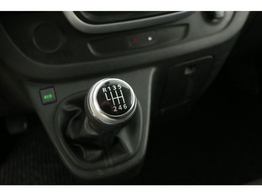 Renault Trafic 2.0 dCi T29 L2H1 Airco Camera Cruise Navigatie LED PDC 3 Persoons Elektrpakket ActivLease financial lease