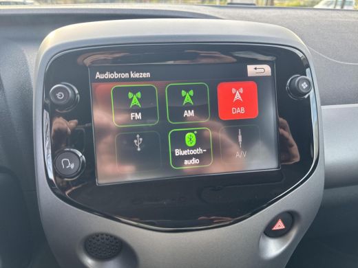 Toyota Aygo 1.0 VVT-i x-joy cabrio | 06-10141018 Voor meer informatie ActivLease financial lease