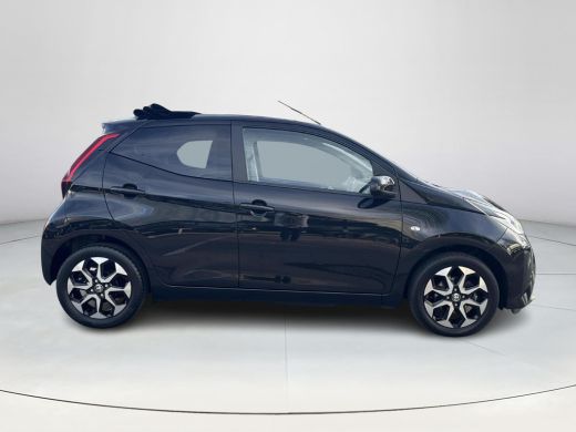 Toyota Aygo 1.0 VVT-i x-joy cabrio | 06-10141018 Voor meer informatie ActivLease financial lease