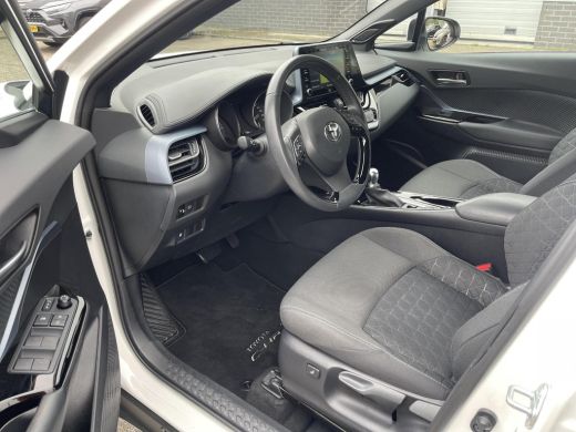 Toyota C-HR 2.0 Hybrid First Edition ActivLease financial lease