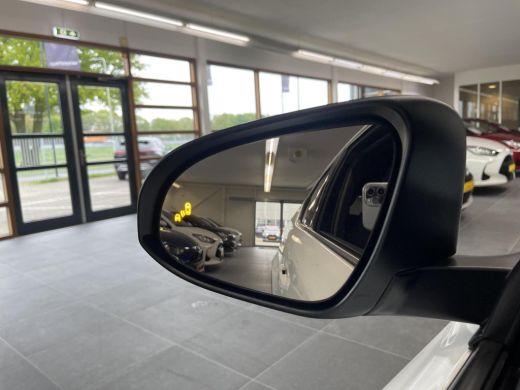 Toyota C-HR 2.0 Hybrid First Edition ActivLease financial lease