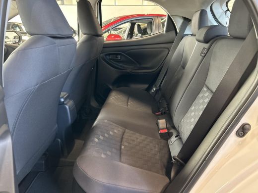 Toyota Yaris 1.5 Hybrid 115 Active | NIEUWE AUTO | Direct leverbaar | ActivLease financial lease