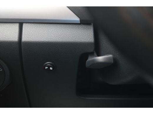 Volkswagen Amarok 3.0 TDI V6 4Motion Plus Cab Highline Airco Navigatie Camera Automaat ActivLease financial lease