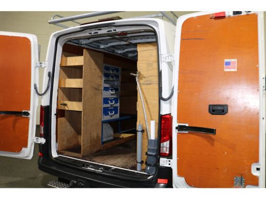Volkswagen Crafter 2.0 TDI 140pk L3 H2 Airco Imperiaal Trap Trekhaak 3.000kg ActivLease financial lease