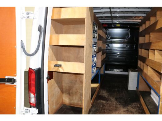 Volkswagen Crafter 2.0 TDI 140pk L3 H2 Airco Imperiaal Trap Trekhaak 3.000kg ActivLease financial lease