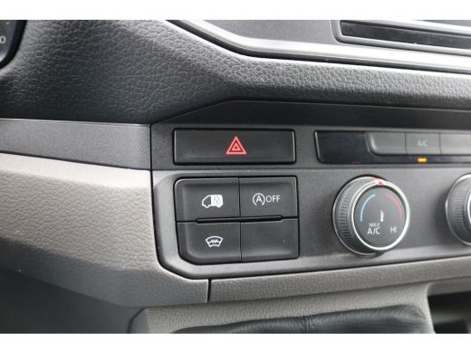 Volkswagen Crafter 2.0 TDI 140pk L3 H2 Airco Imperiaal Trap Trekhaak 3.000kg ActivLease financial lease