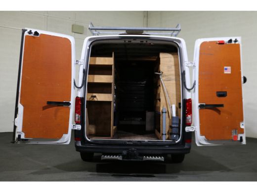 Volkswagen Crafter 2.0 TDI 140pk L3 H2 Airco Imperiaal Trap Trekhaak 3.000kg ActivLease financial lease