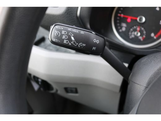 Volkswagen Crafter 2.0 TDI L3 H2 Airco Navigatie Imperiaal Trap Trekhaak ActivLease financial lease
