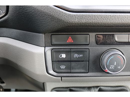 Volkswagen Crafter 2.0 TDI L3 H2 Airco Navigatie Imperiaal Trap Trekhaak ActivLease financial lease