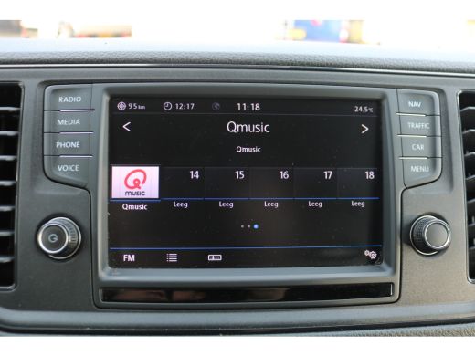 Volkswagen Crafter 2.0 TDI L3 H2 Airco Navigatie Imperiaal Trap Trekhaak ActivLease financial lease