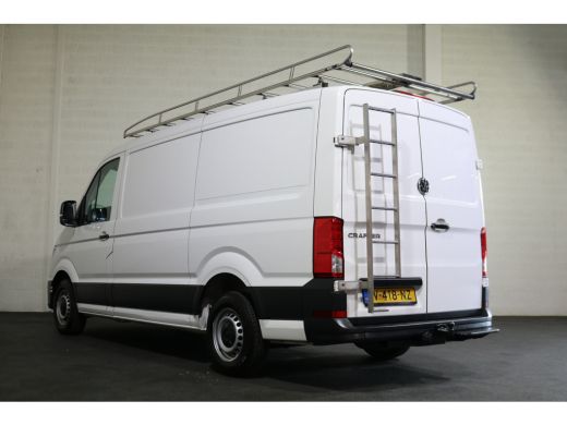 Volkswagen Crafter 2.0 TDI L3 H2 Airco Navigatie Imperiaal Trap Trekhaak ActivLease financial lease