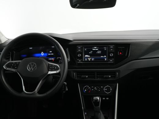 Volkswagen Taigo 1.0 TSI Life digitaal instrumentenpaneel 17 Inch LM velgen     | Apple Carplay/Android Auto|telef... ActivLease financial lease