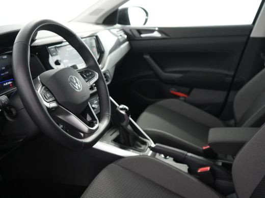 Volkswagen Taigo 1.0 TSI Life digitaal instrumentenpaneel 17 Inch LM velgen     | Apple Carplay/Android Auto|telef... ActivLease financial lease