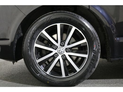 Volkswagen Transporter 2.0 TDI 150pk L2 H1 DC Automaat Airco Navigatie 2x Schuifdeur ActivLease financial lease