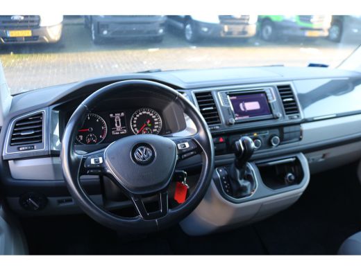Volkswagen Transporter 2.0 TDI 150pk L2 H1 DC Automaat Airco Navigatie 2x Schuifdeur ActivLease financial lease