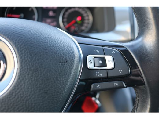 Volkswagen Transporter 2.0 TDI 150pk L2 H1 DC Automaat Airco Navigatie 2x Schuifdeur ActivLease financial lease