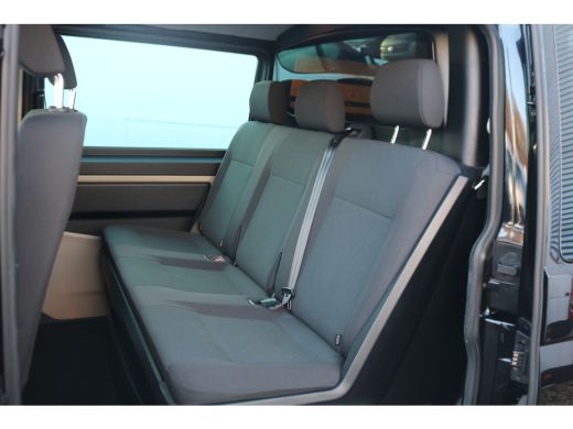 Volkswagen Transporter 2.0 TDI 150pk L2 H1 DC Automaat Airco Navigatie 2x Schuifdeur ActivLease financial lease