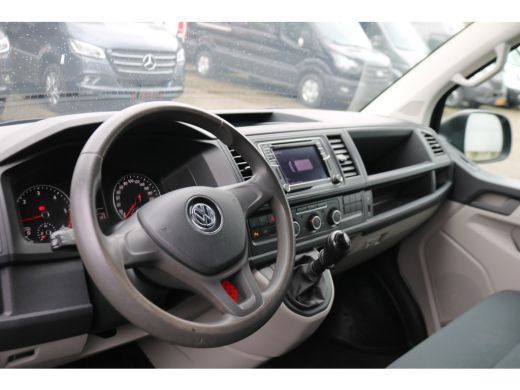 Volkswagen Transporter 2.0 TDI L1 H1 150pk Airco Navigatie ActivLease financial lease