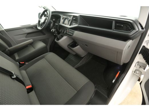 Volkswagen Transporter 2.0 TDI L1H1 140PK Airco Carplay Cruise 2xSchuifdeur Navigatie PDC 3 Persoons Elektrpakket ActivLease financial lease