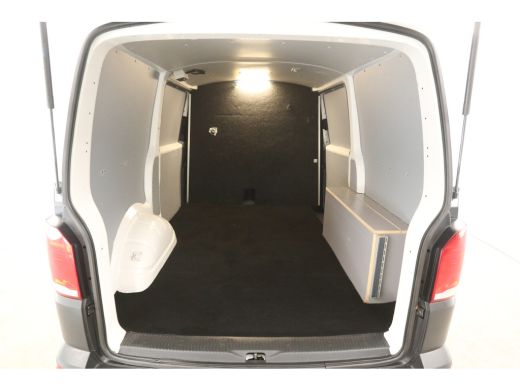 Volkswagen Transporter 2.0 TDI L1H1 140PK Airco Carplay Cruise 2xSchuifdeur Navigatie PDC 3 Persoons Elektrpakket ActivLease financial lease