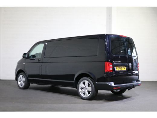 Volkswagen Transporter 2.0 TDI L2 H1 102pk Airco Trekhaak 52dkm ActivLease financial lease