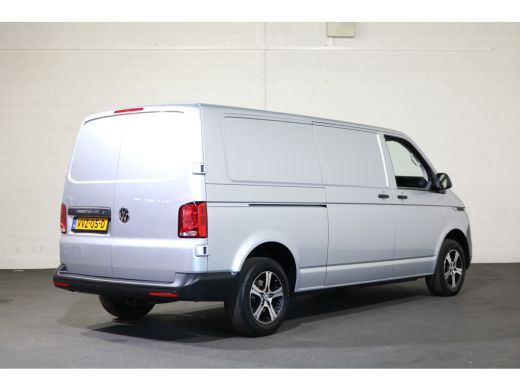 Volkswagen Transporter 2.0 TDI L2 H1 150pk Automaat Apple CarPlay ActivLease financial lease