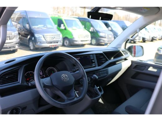 Volkswagen Transporter 2.0 TDI L2 H1 150pk Automaat Apple CarPlay ActivLease financial lease