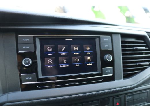 Volkswagen Transporter 2.0 TDI L2 H1 150pk Automaat Apple CarPlay ActivLease financial lease