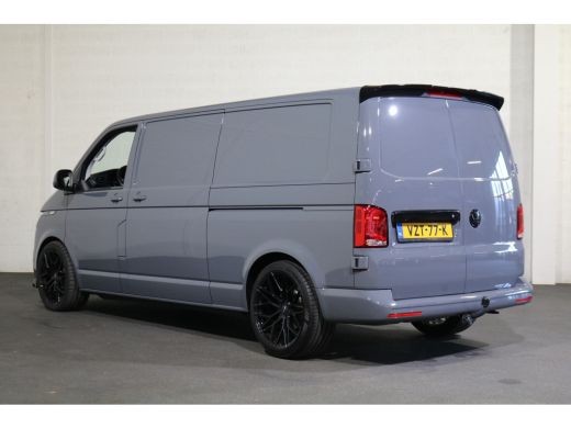 Volkswagen Transporter 2.0 TDI L2H1 204pk Bulli Automaat Trekhaak Lederen Stoelen Camera ActivLease financial lease