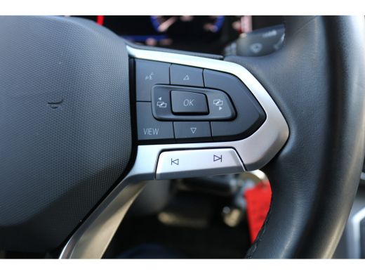 Volkswagen Transporter 2.0 TDI L2H1 204pk Bulli Automaat Trekhaak Lederen Stoelen Camera ActivLease financial lease